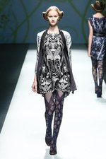 ソマルタ(SOMARTA) 2013年春夏コレクション - 植物の神秘に、西洋と東洋の美を重ねて｜写真64