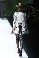 ソマルタ(SOMARTA) 2013年春夏コレクション - 植物の神秘に、西洋と東洋の美を重ねて｜写真66