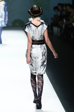 ソマルタ(SOMARTA) 2013年春夏コレクション - 植物の神秘に、西洋と東洋の美を重ねて｜写真69