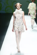 ソマルタ(SOMARTA) 2013年春夏コレクション - 植物の神秘に、西洋と東洋の美を重ねて｜写真92