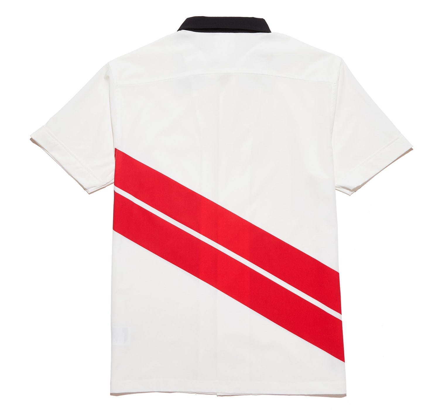 アンブロ×キンフォーク、サッカーのユニフォームを再現したシャツやロゴTシャツなど｜写真4