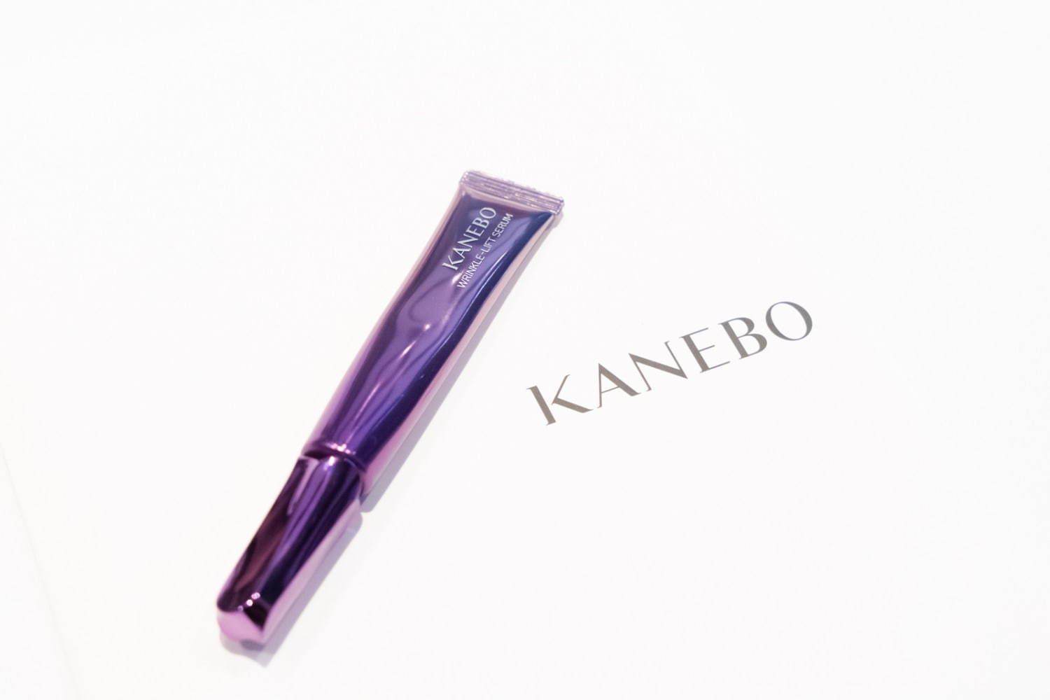 KANEBO新シワ改善美容液、コラーゲン＆ヒアルロン酸Wケアでわずか4週間“早く＆深く”効く | 写真
