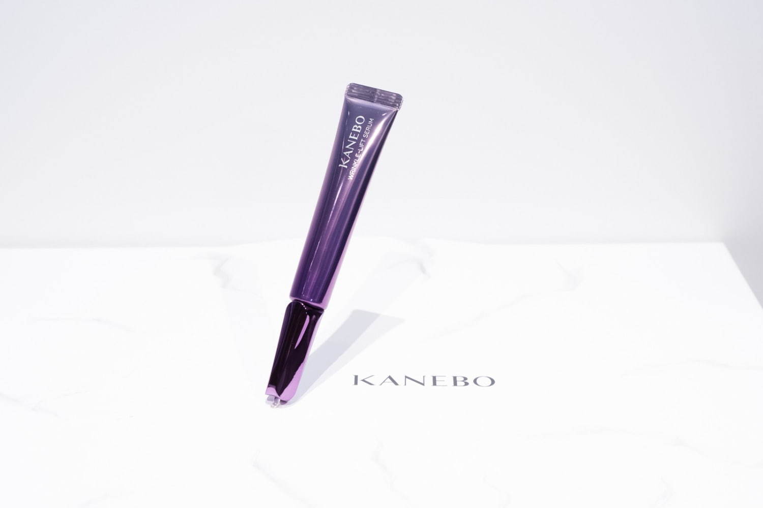 KANEBO新シワ改善美容液、コラーゲン＆ヒアルロン酸Wケアでわずか4週間“早く＆深く”効く | 写真
