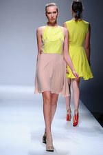 アディアム 2013年春夏コレクション- 東コレ初登場は浮世絵の海の世界に魅せられて｜写真17