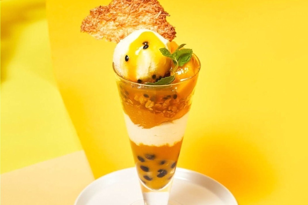 カフェ＆ブックス ビブリオテーク「イエロー」