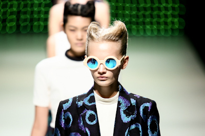 G.V.G.V. 2013年春夏コレクション - 毒っけたっぷり！近未来のインセクト・ガール 