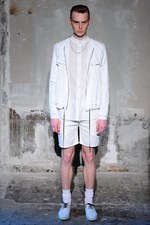 リベルム アルビトリウム 2013年春夏コレクション - リラックスという新たなステージへの挑戦｜写真1