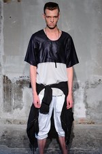 リベルム アルビトリウム 2013年春夏コレクション - リラックスという新たなステージへの挑戦｜写真3