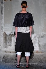 リベルム アルビトリウム 2013年春夏コレクション - リラックスという新たなステージへの挑戦｜写真4