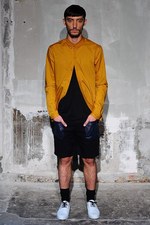 リベルム アルビトリウム 2013年春夏コレクション - リラックスという新たなステージへの挑戦｜写真12