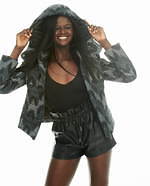 タトラス2019秋冬ダウンジャケット“ポンチョ型”ウィメンズや“スーツにおすすめ”のメンズ｜写真15