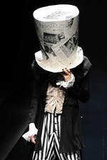 アリスアウアア 2013年春夏コレクション - 原点であるロンドンにオマージュを捧げた幻想的な世界｜写真16