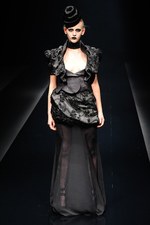 アリスアウアア 2013年春夏コレクション - 原点であるロンドンにオマージュを捧げた幻想的な世界｜写真18