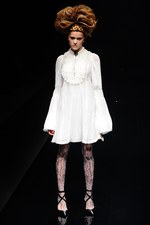 アリスアウアア 2013年春夏コレクション - 原点であるロンドンにオマージュを捧げた幻想的な世界｜写真22