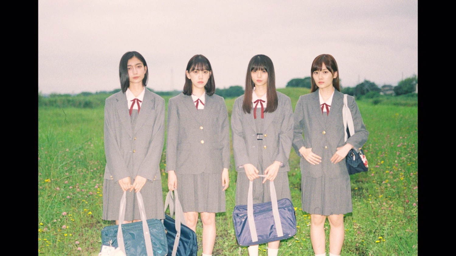 乃木坂46 夜明けまで強がらなくてもいい｜写真8