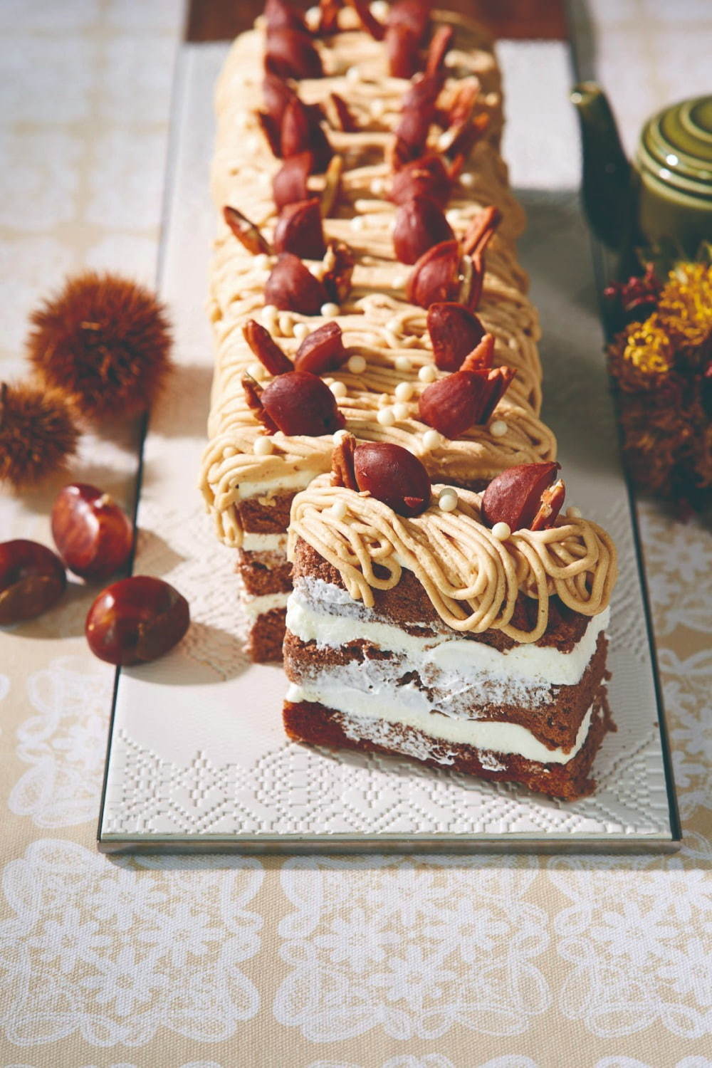 アフタヌーンティー・ティールーム(Afternoon Tea TEAROOM) 渋皮栗と焼きぶどうのモンブランパフェ｜写真12