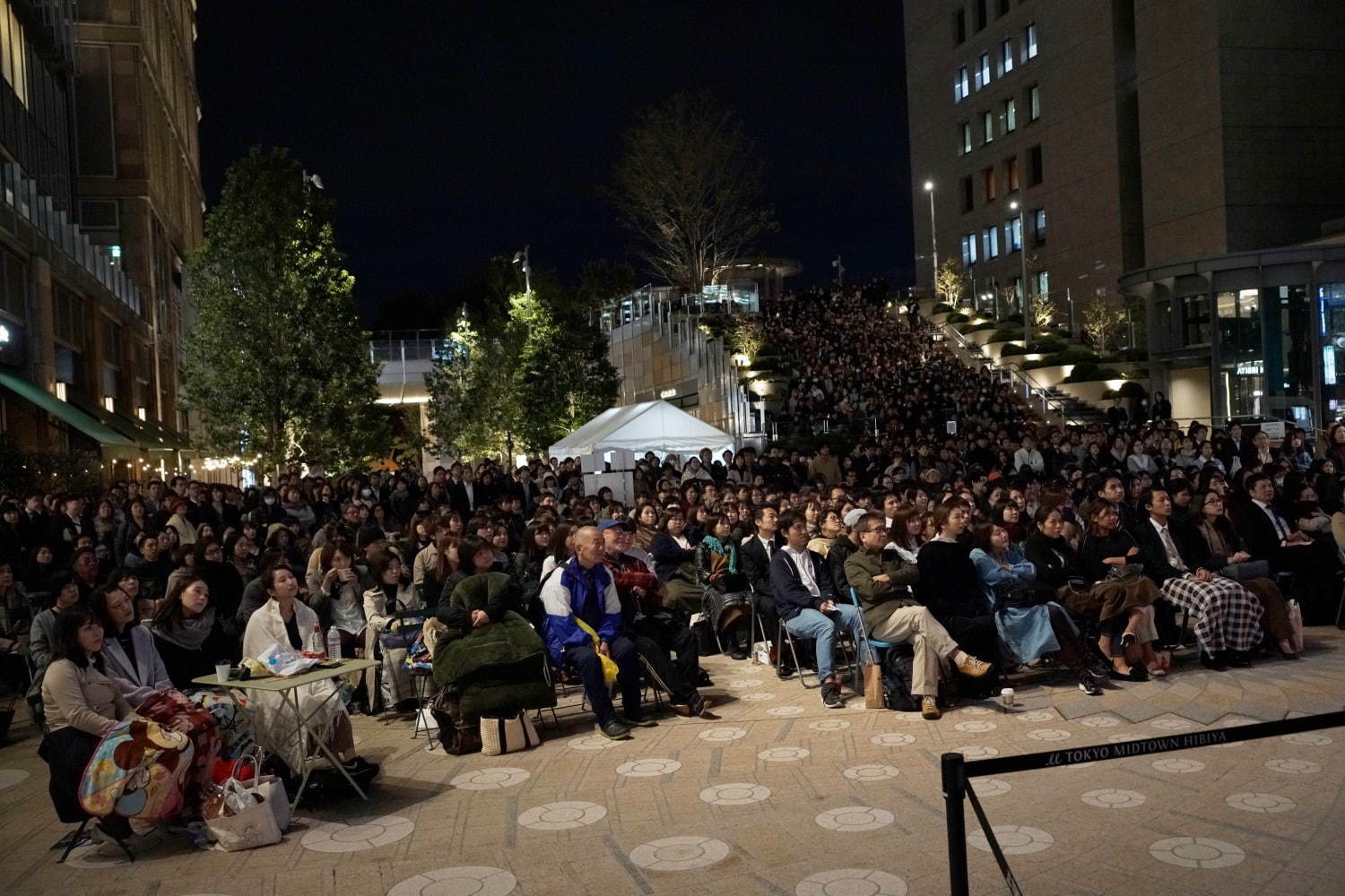 写真12 16 日比谷シネマフェスティバル 東京ミッドタウン日比谷で ルパン三世 Arシネマ 屋外映画無料上映 ファッションプレス 写真12 16 日比谷シネマフェスティバル 東京ミッドタウン日比谷で ルパン三世 Arシネマ 屋外映画無料上映 ファッションプレス