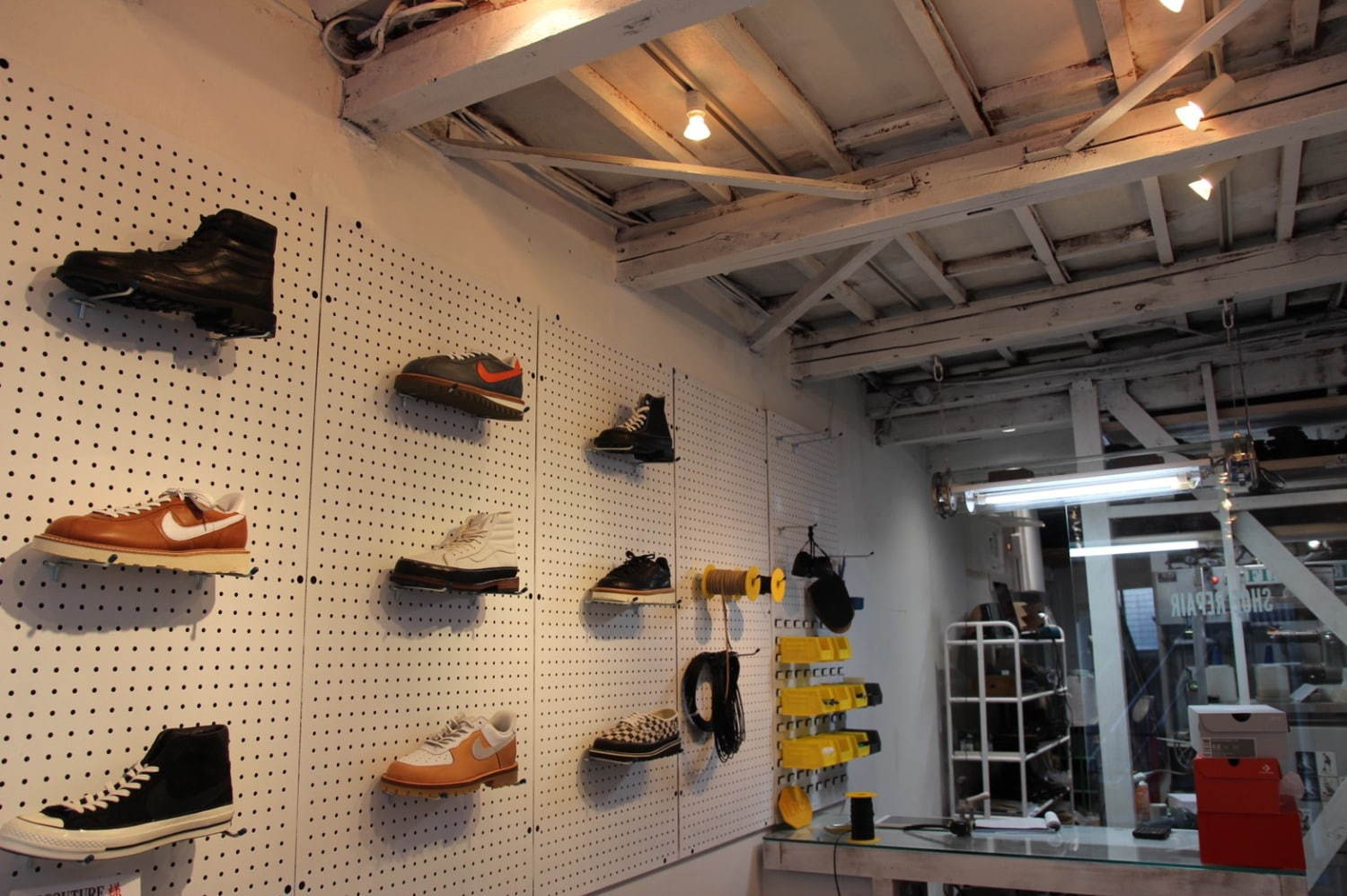 靴の博覧会「ISETAN 靴博 2019」伊勢丹新宿店で、限定メンズシューズや希少なヴィンテージなど｜写真9