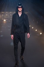 ラッド ミュージシャン 2013年春夏コレクション - ミステリアスに闇に溶け込むMININAL ART ROCKスタイル｜写真78