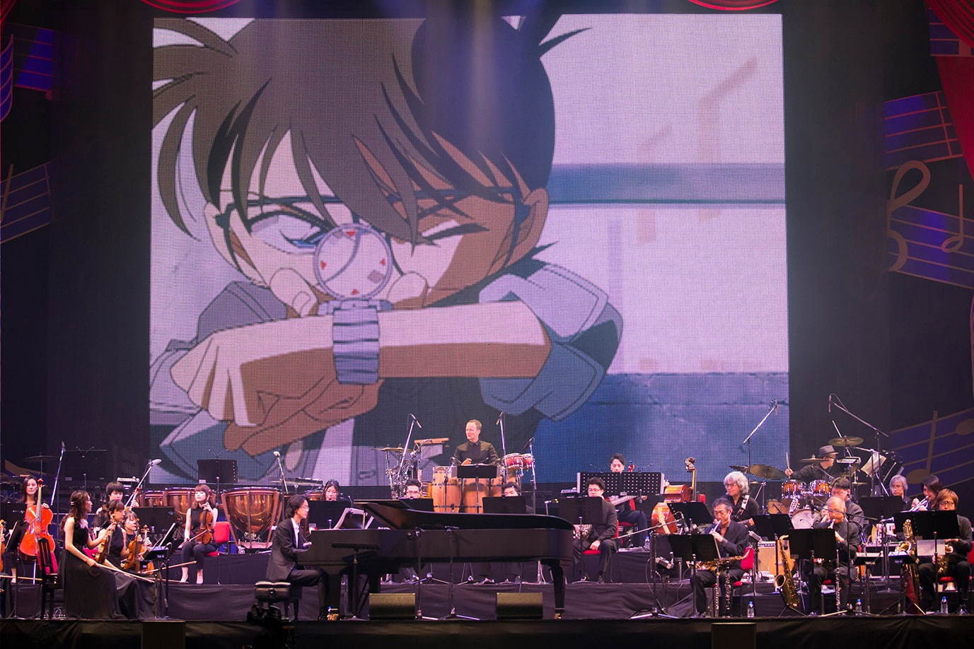 名探偵コナン 特別コンサートが大阪城ホールで 映像 オーケストラ音楽でアニメ名シーンが蘇る ファッションプレス