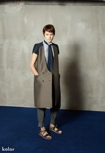 カラー(kolor) 2013年春夏ウィメンズコレクション - ハイブリッドなテキスタイルが生む清涼感｜写真2