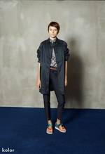 カラー(kolor) 2013年春夏ウィメンズコレクション - ハイブリッドなテキスタイルが生む清涼感｜写真14