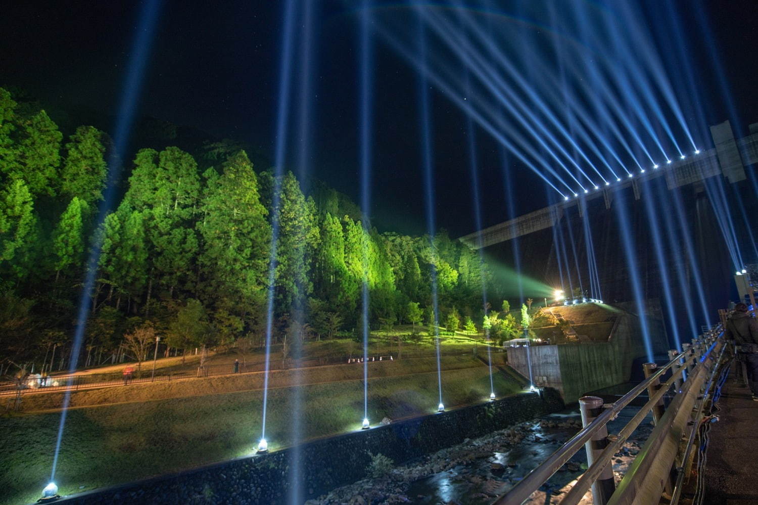 「Sense Island -感覚の島- 暗闇の美術島」横須賀・猿島で、夜の無人島でアート体験 | 写真