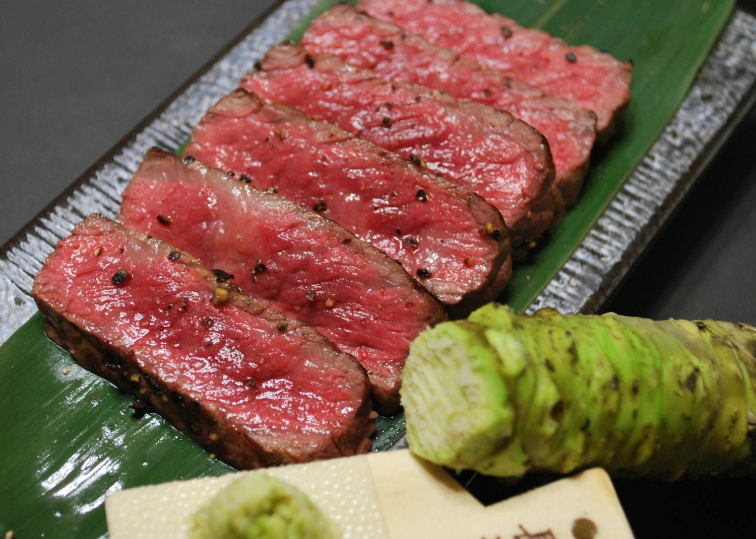「肉ワインフェス」横浜赤レンガ倉庫で初開催、ステーキなどの肉料理＆ワインをペアリング｜写真9