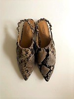 チェンバー19秋冬パンプス＆ブーツ、スタッズ付きバレエシューズやレースアップショートブーツ｜写真7