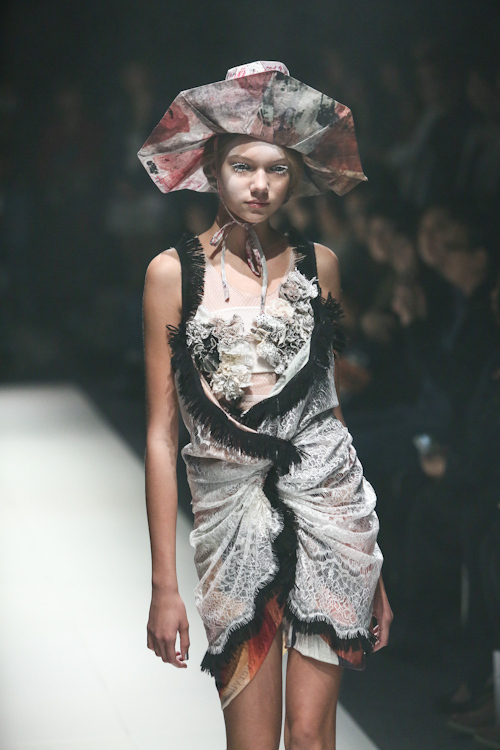 ノゾミ イシグロ オートクチュール(NOZOMI ISHIGURO Haute Couture) 2013年春夏ウィメンズコレクション  - 写真26