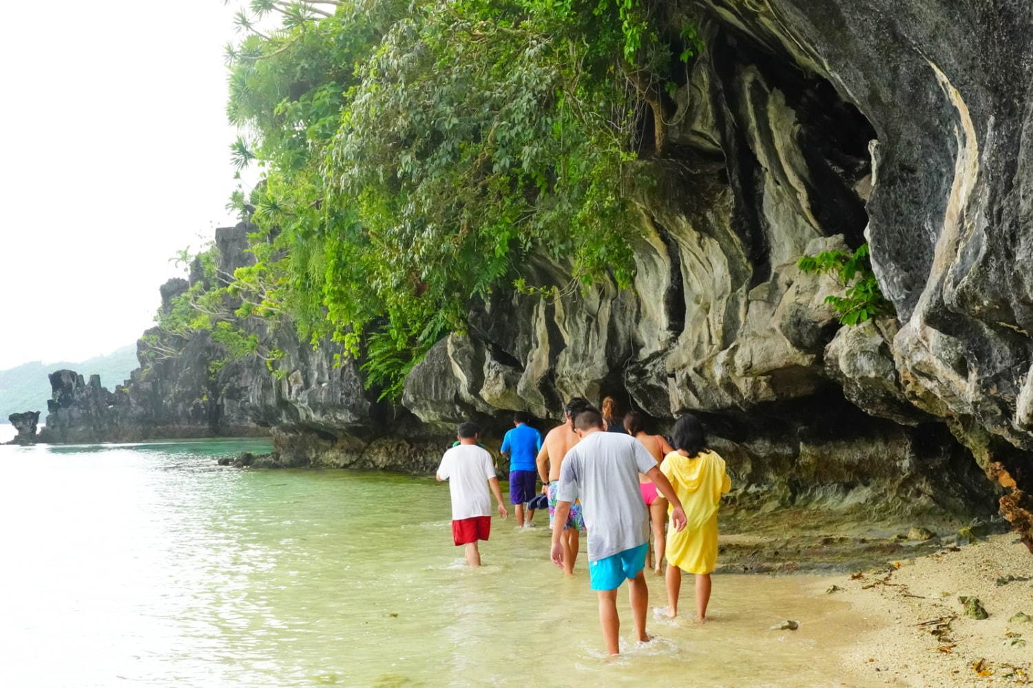 フィリピンの楽園「エルニド」最後の秘境と呼ばれるエメラルドグリーンの海とは？｜写真50