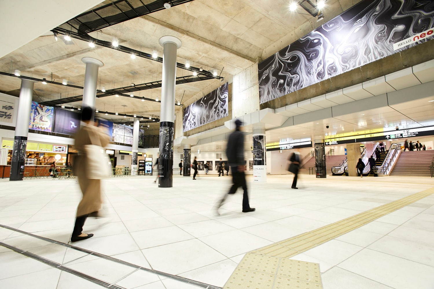「渋谷駅東口地下広場」JR・東京メトロ・東急を結ぶ快適空間、カフェ＆充実のパウダールームも｜写真7