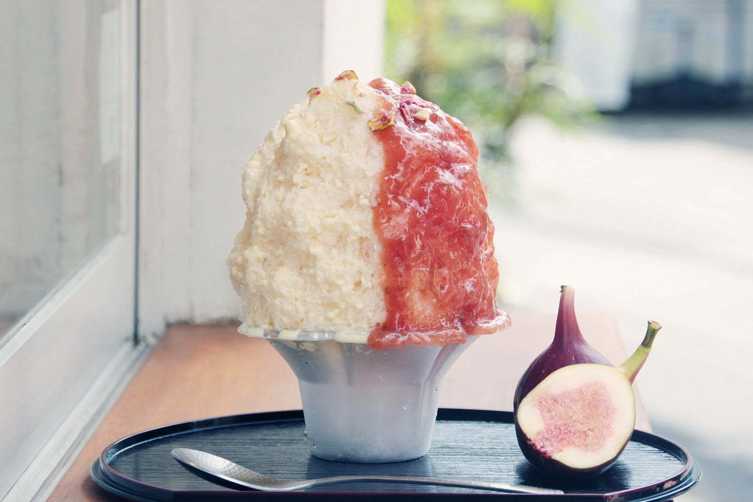 「白みそチーズといちじくのかき氷」