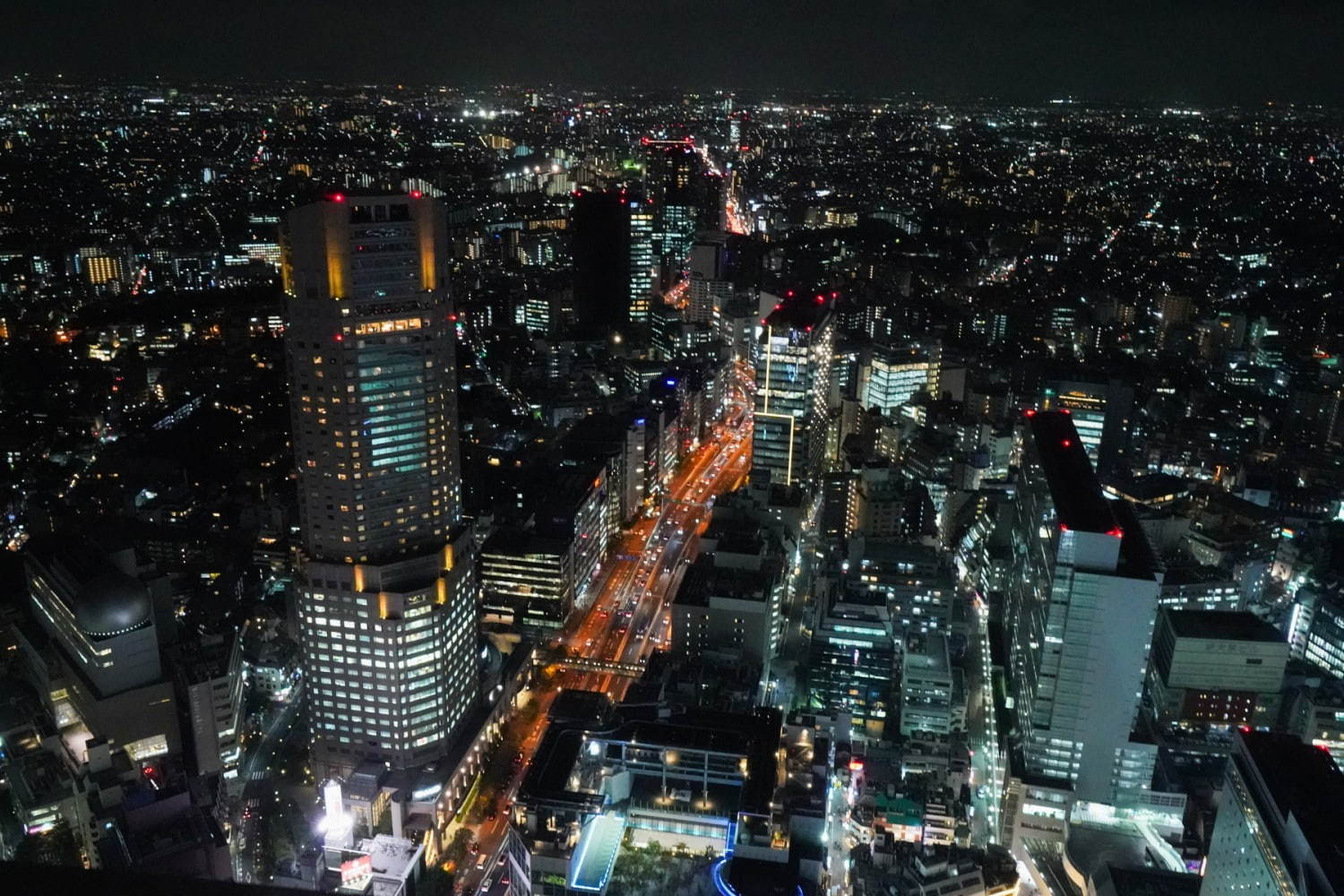 渋谷スクランブルスクエアの展望台 渋谷スカイ 地上約230m日本最大級の屋上天望空間 音楽バーも ファッションプレス