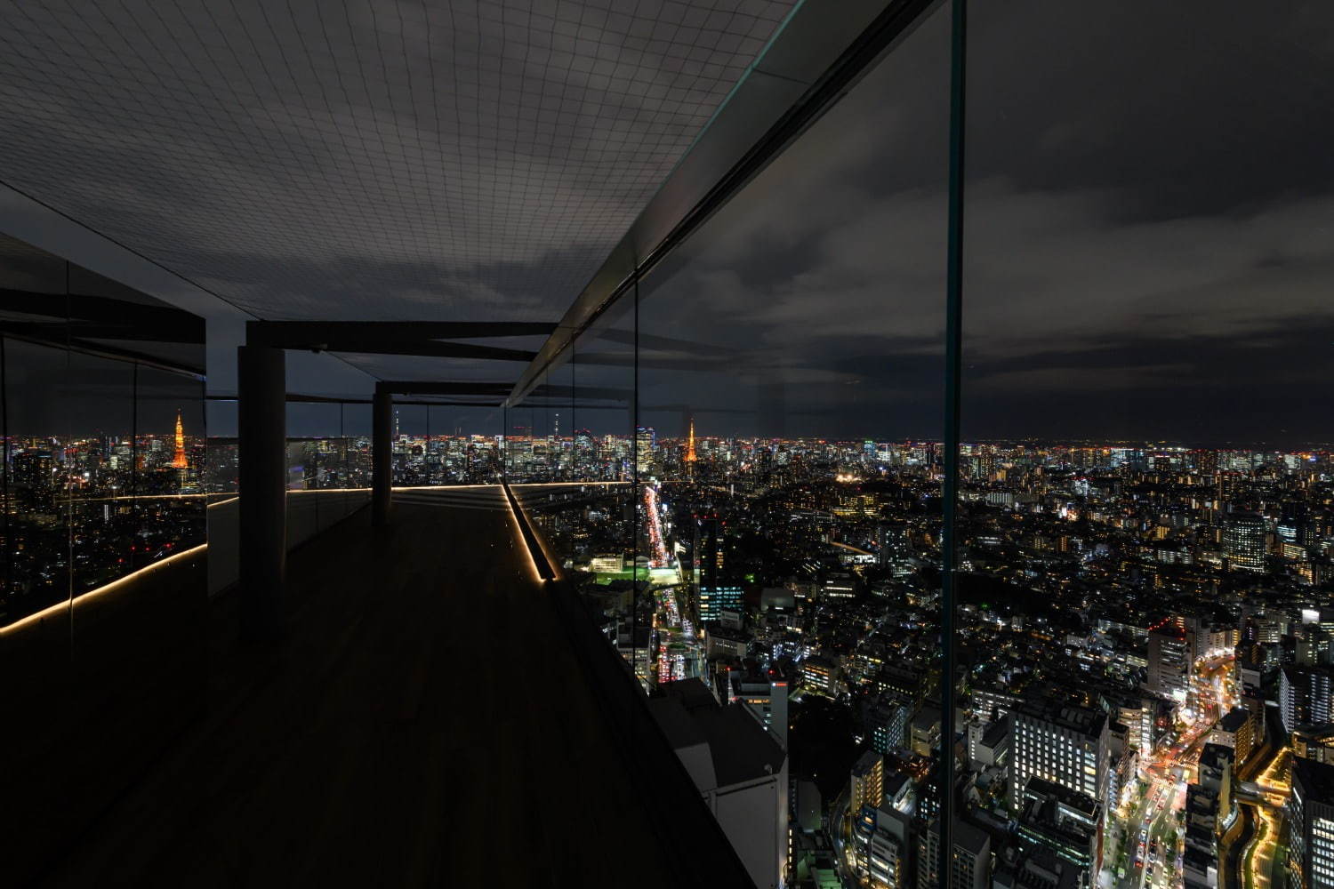 渋谷スクランブルスクエアの展望台「渋谷スカイ」地上約230m日本最大級の屋上天望空間、音楽バーも｜写真60