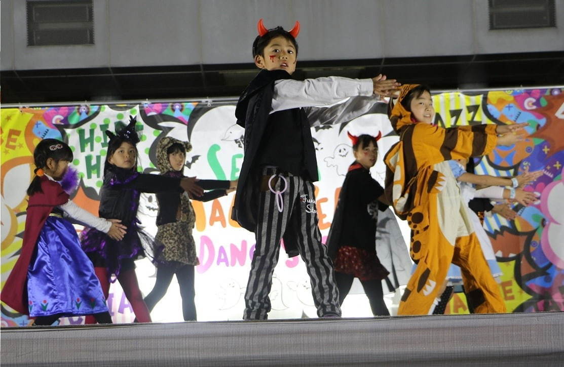 横浜・八景島シーパラダイスの秋イベント、ペンギンによるハロウィンパレード＆季節限定イルカショーも｜写真11