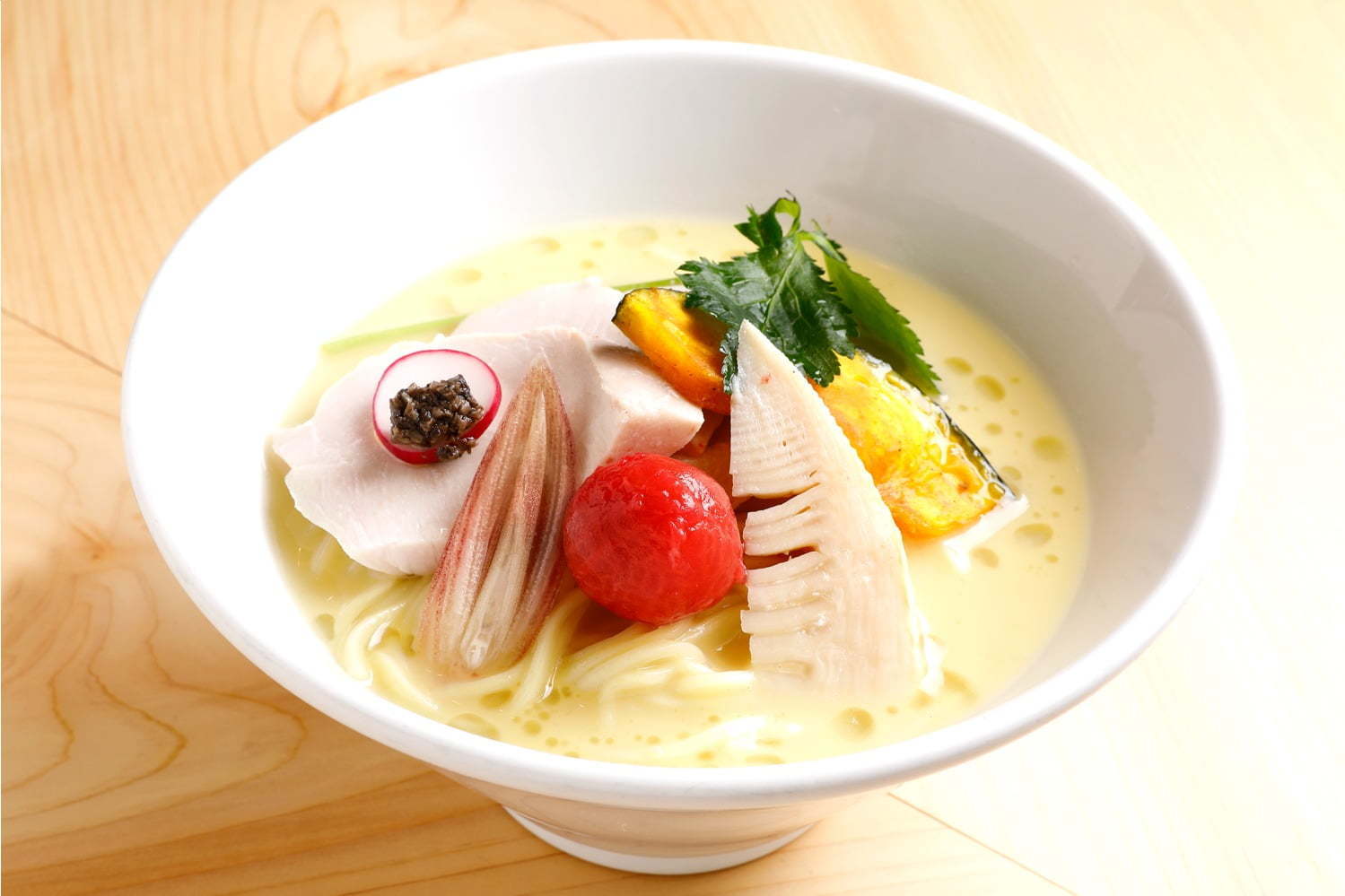 ミシュラン｜人気ラーメン店「銀座 篝(かがり)」六本木ヒルズ メトロハットに新店、鶏白湯Sobaなど