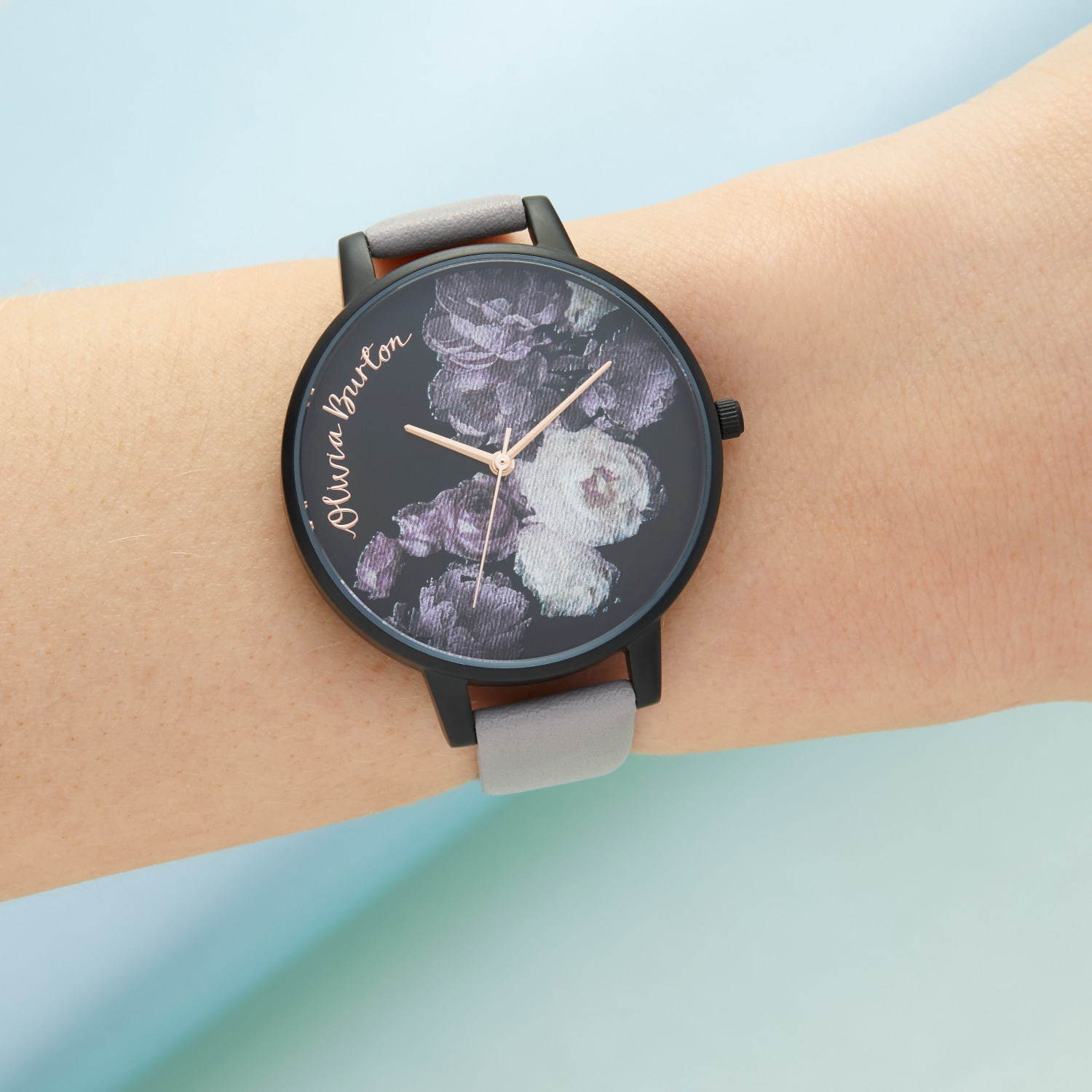 オリビア・バートンの新作腕時計 - 煌めくグリッターや“蜂”モチーフ、冬うさぎの文字盤｜写真32