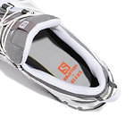 サロモンのビームス別注スニーカー、アシンメトリー配色のアウトドアシューズ｜写真8