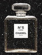 シャネルの2019年クリスマスコフレ、人気香水を入れた限定ボックス＆リップサイズのミニ香水も｜写真18