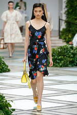 トリー バーチ 2020年春夏コレクション - ダイアナ妃にオマージュを捧げて｜写真5