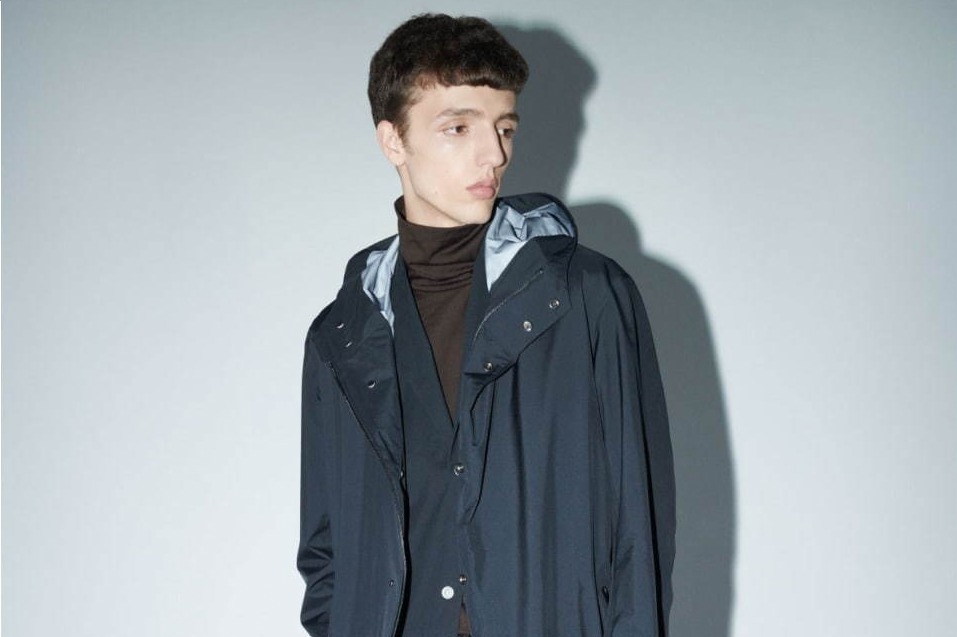 「デサント ポーズ」“ゴアテックス”使用のコートやブーツ、オーラリー岩井がデザイン