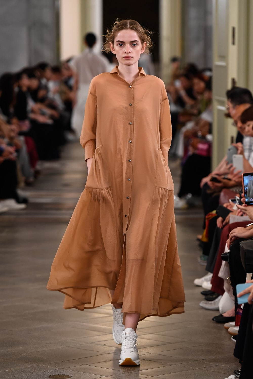 サポートサーフェス 2020年春夏コレクション より