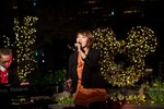 東急プラザ 表参道原宿ディズニーコラボのクリスマスイルミネーション点灯式、ボニー・ピンクが生歌披露｜写真3
