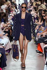 マイケル・コース コレクション 2020年春コレクション、パワフル＆エレガントなシティスタイル｜写真16