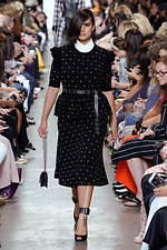 マイケル・コース コレクション 2020年春コレクション、パワフル＆エレガントなシティスタイル｜写真49