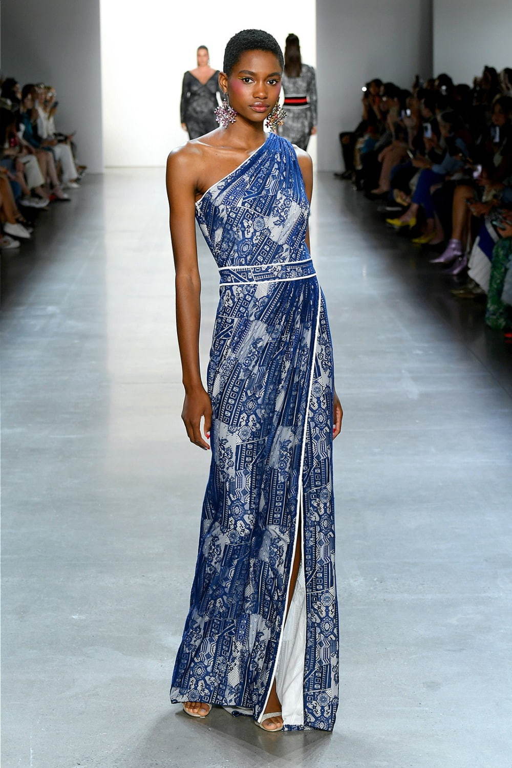 Tadashi Shoji & Associates Inc 2025 | www.takertrailers.ee