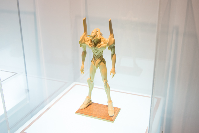 エヴァンゲリオン関連作品2000点を集めた展覧会「EVANGELION100.0」東北へ初上陸 | 写真