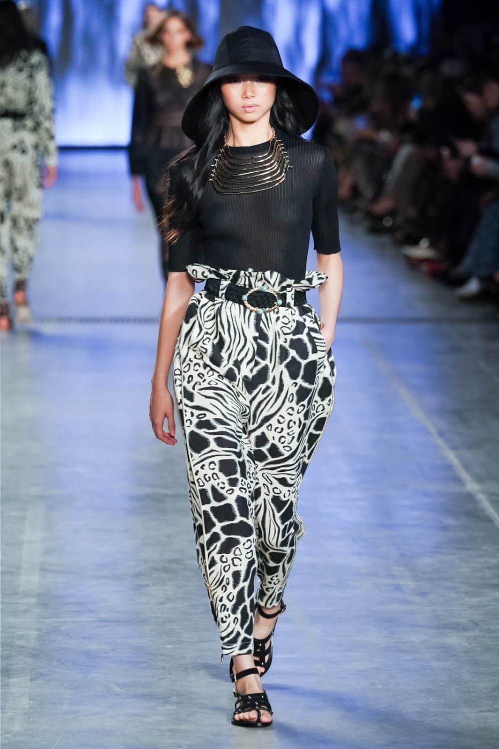 アルベルタ フェレッティ(ALBERTA FERRETTI) 2020年春夏ウィメンズコレクション シルエット - 写真41