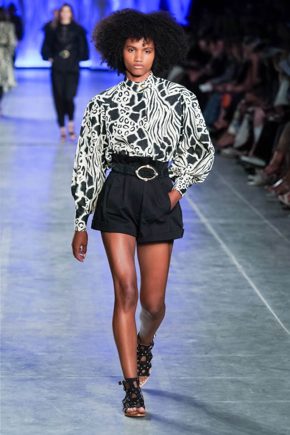 アルベルタ フェレッティ(ALBERTA FERRETTI) 2020年春夏ウィメンズコレクション シルエット - 写真45